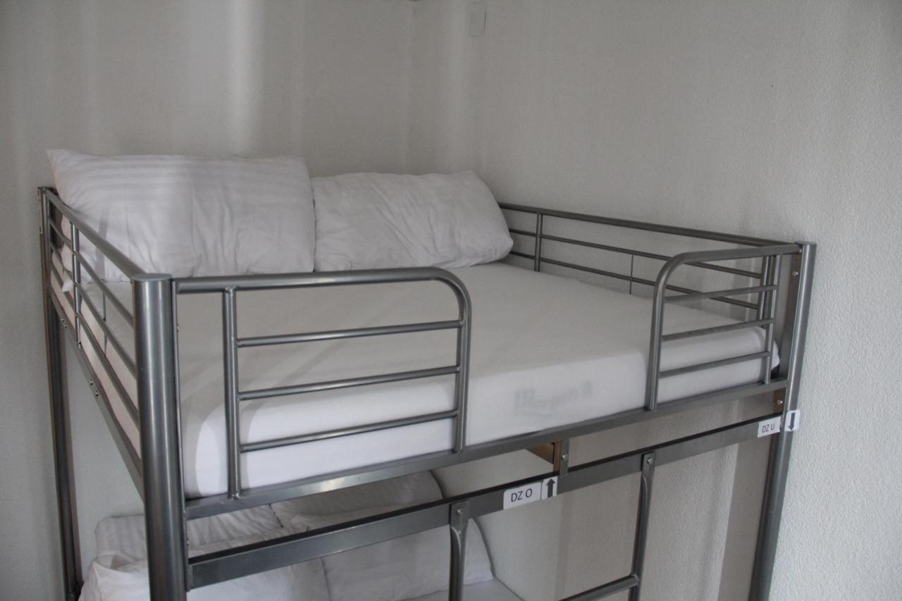 Stay2Night City Center Hostel Zurich Extérieur photo